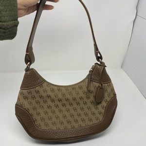 Dooney and bourke bag